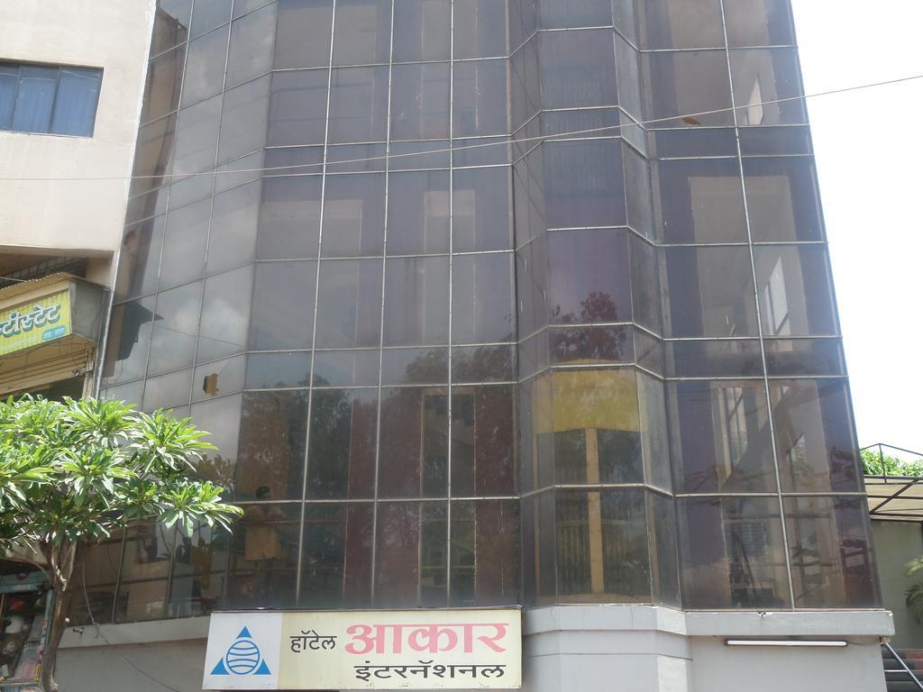 Oyo Flagship 37830 Hotel Aakar International Sātāra Exterior foto